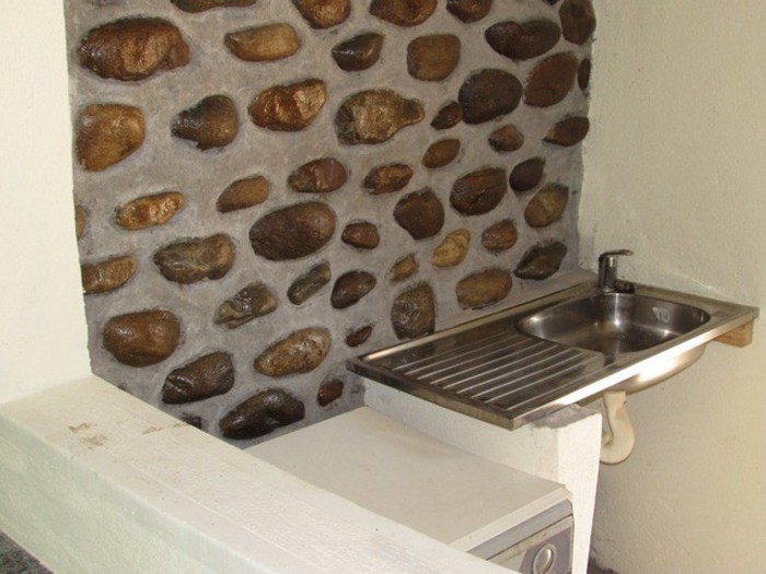 [interior]